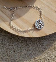 Load image into Gallery viewer, Medium Moon Bracelet