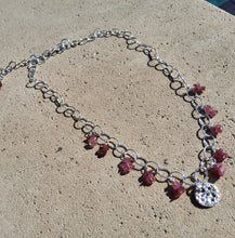 Charger l&#39;image dans la galerie, Tourmaline Necklace

