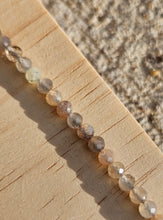Load image into Gallery viewer, Lunar Earthlight Necklace
