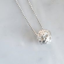 Charger l&#39;image dans la galerie, Gravity Necklace
